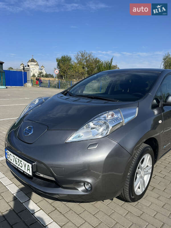 Хетчбек Nissan Leaf 2017 в Дрогобичі