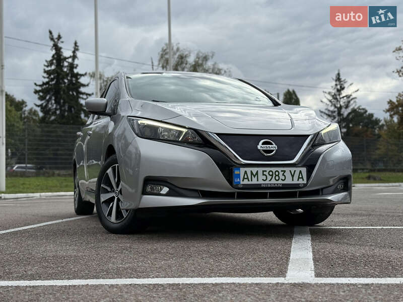 Хэтчбек Nissan Leaf 2019 в Житомире