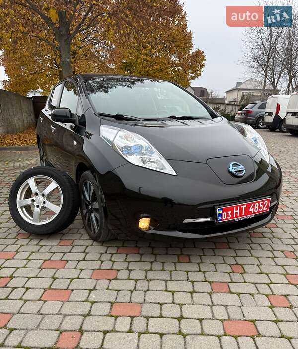 Хэтчбек Nissan Leaf 2013 в Тернополе