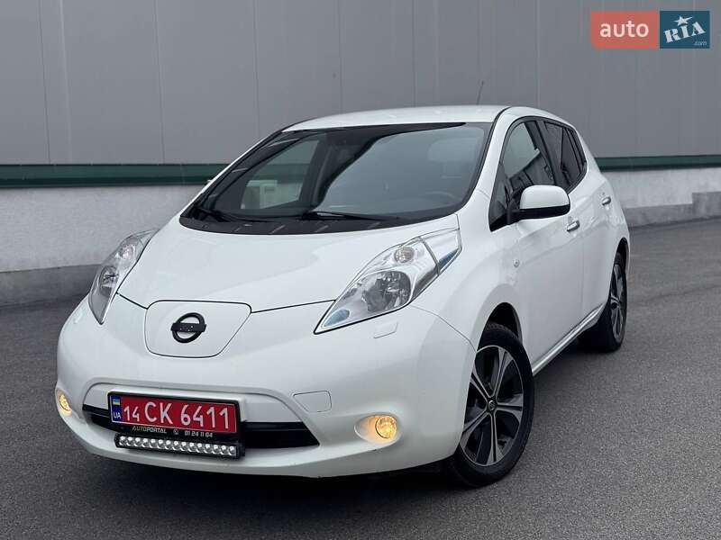 Хэтчбек Nissan Leaf 2014 в Виннице Хэтчбек Nissan Leaf 2014 в Виннице