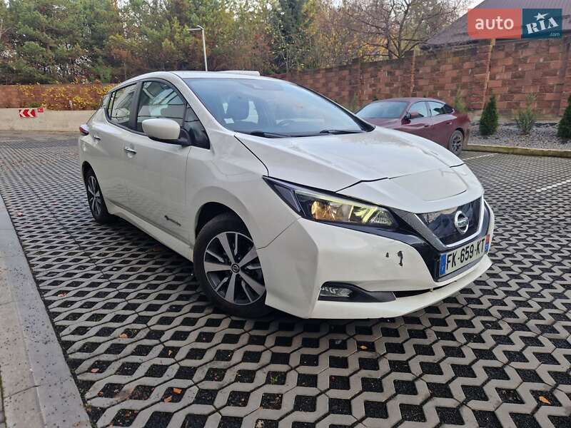 Хэтчбек Nissan Leaf 2019 в Луцке