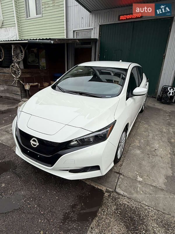 Хэтчбек Nissan Leaf 2024 в Черкассах