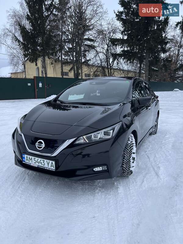 Хэтчбек Nissan Leaf 2021 в Попельне