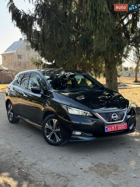 Хэтчбек Nissan Leaf 2020 в Дубно