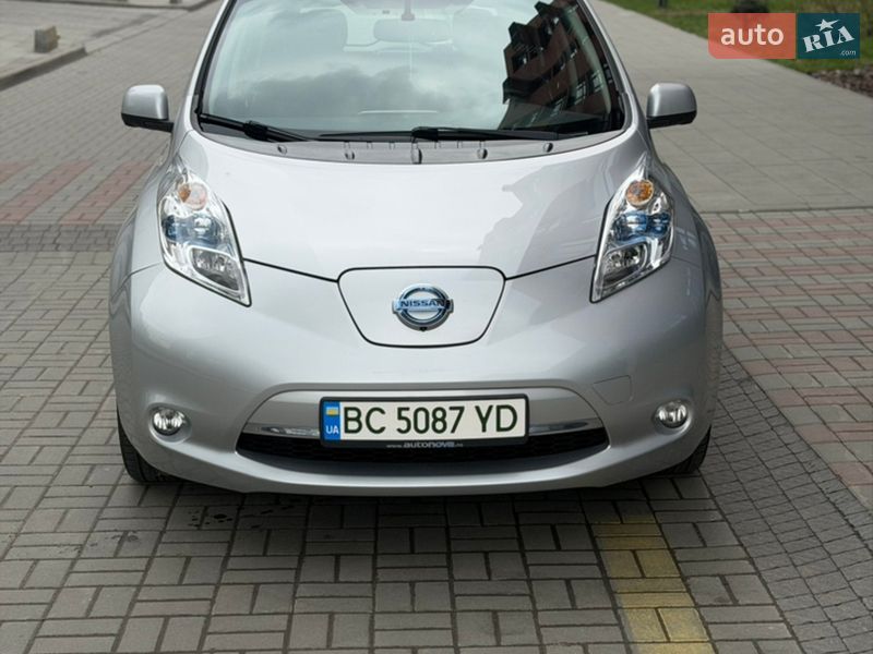 Хетчбек Nissan Leaf 2015 в Львові