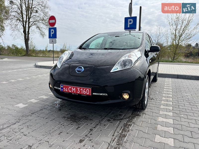 Хетчбек Nissan Leaf 2014 в Володимирі