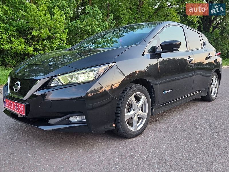 Хэтчбек Nissan Leaf 2017 в Радивилове