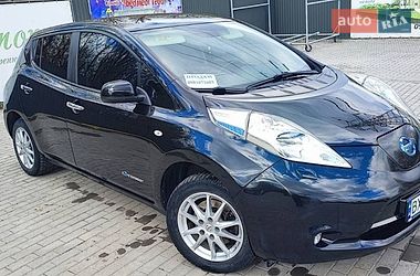 Хэтчбек Nissan Leaf 2016 в Каменец-Подольском