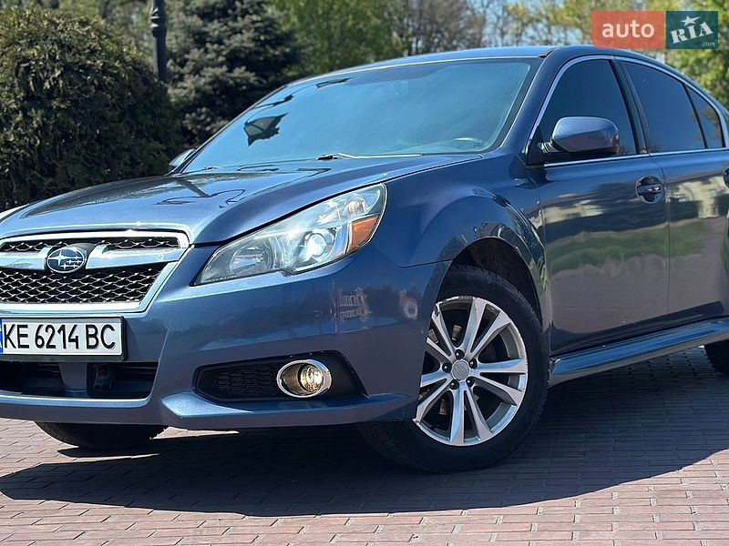 Седан Subaru Legacy 2013 в Дніпрі