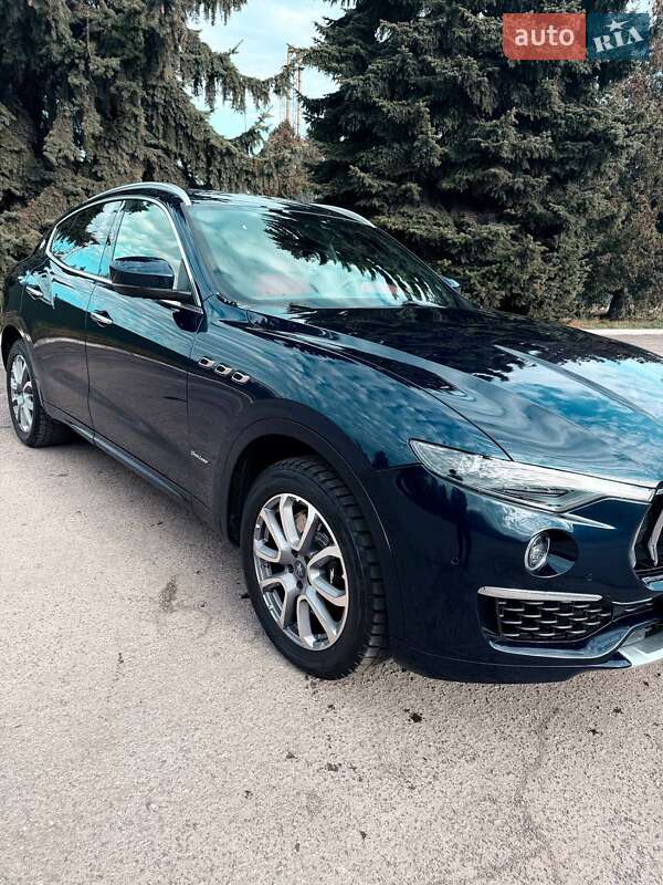 Внедорожник / Кроссовер Maserati Levante 2020 в Львове Внедорожник / Кроссовер Maserati Levante 2020 в Львове