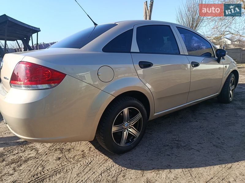 Седан Fiat Linea 2011 в Золотоноше