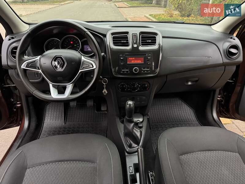 Седан Renault Logan 2017 в Одесі Седан Renault Logan 2017 в Одесі