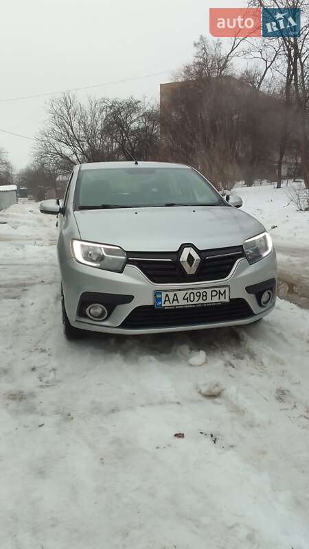 Седан Renault Logan 2017 в Каменец-Подольском