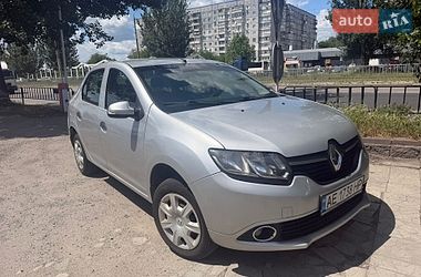 Седан Renault Logan 2015 в Дніпрі