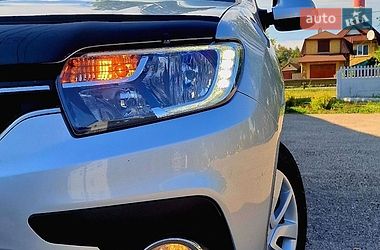 Седан Renault Logan 2017 в Песочине