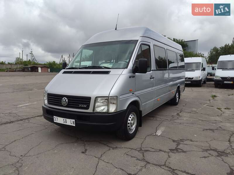 Микроавтобус Volkswagen LT 2006 в Ровно