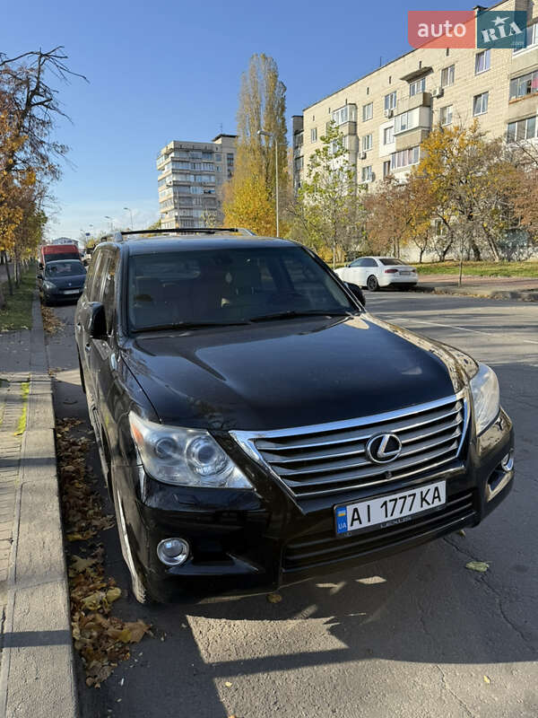 Внедорожник / Кроссовер Lexus LX 2008 в Киеве