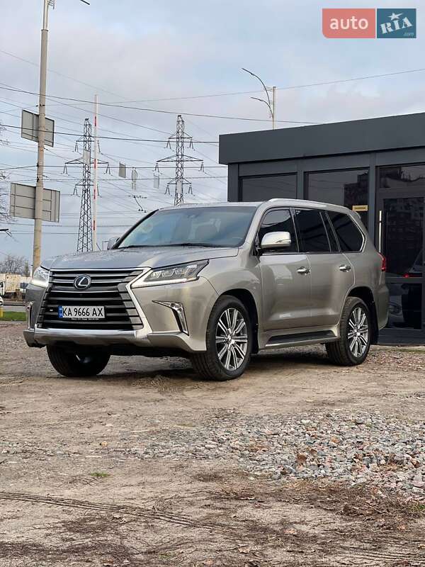 Внедорожник / Кроссовер Lexus LX 2016 в Киеве