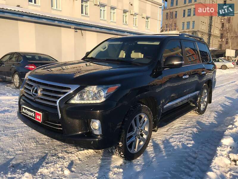 Позашляховик / Кросовер Lexus LX 2013 в Львові Позашляховик / Кросовер Lexus LX 2013 в Львові