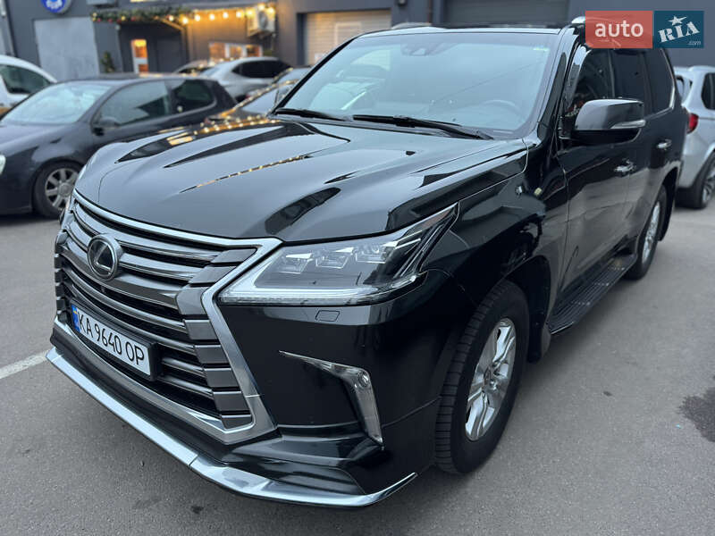 Внедорожник / Кроссовер Lexus LX 2017 в Киеве