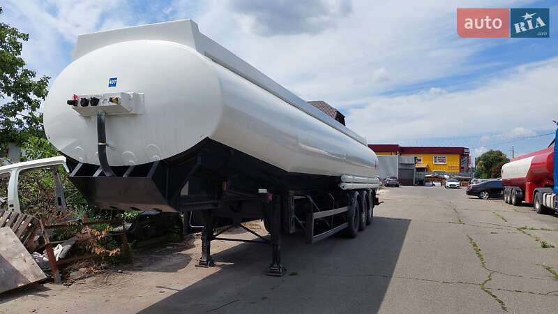 Цистерна полуприцеп Merceron М 343RDP0 1999 в Белой Церкви Цистерна полуприцеп Merceron М 343RDP0 1999 в Белой Церкви