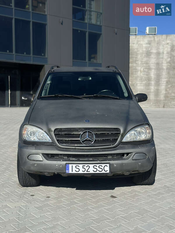 Внедорожник / Кроссовер Mercedes-Benz M-Class 2003 в Черновцах Внедорожник / Кроссовер Mercedes-Benz M-Class 2003 в Черновцах