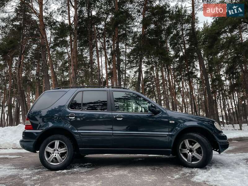 Внедорожник / Кроссовер Mercedes-Benz M-Class 2001 в Борисполе
