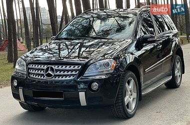 Внедорожник / Кроссовер Mercedes-Benz M-Class 2008 в Киеве
