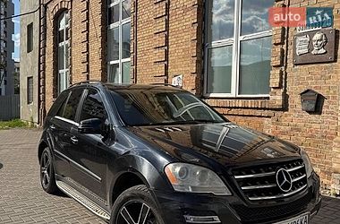 Позашляховик / Кросовер Mercedes-Benz M-Class 2010 в Рівному Позашляховик / Кросовер Mercedes-Benz M-Class 2010 в Рівному