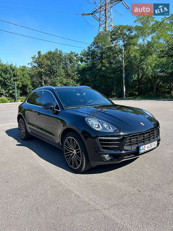 Внедорожник / Кроссовер Porsche Macan 2015 в Одессе