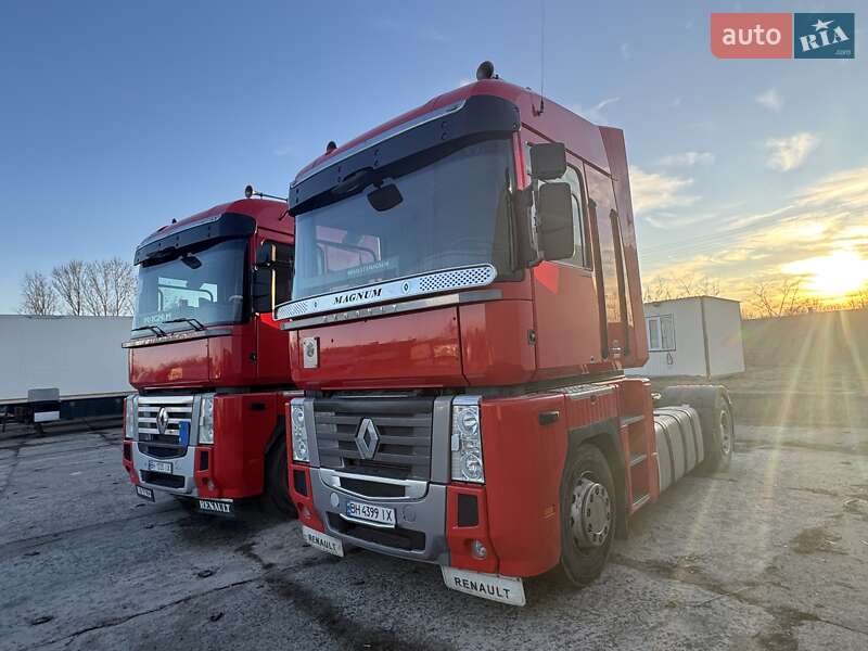 Тягач Renault Magnum 2011 в Одессе
