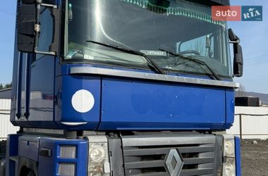 Тягач Renault Magnum 2012 в Иршаве