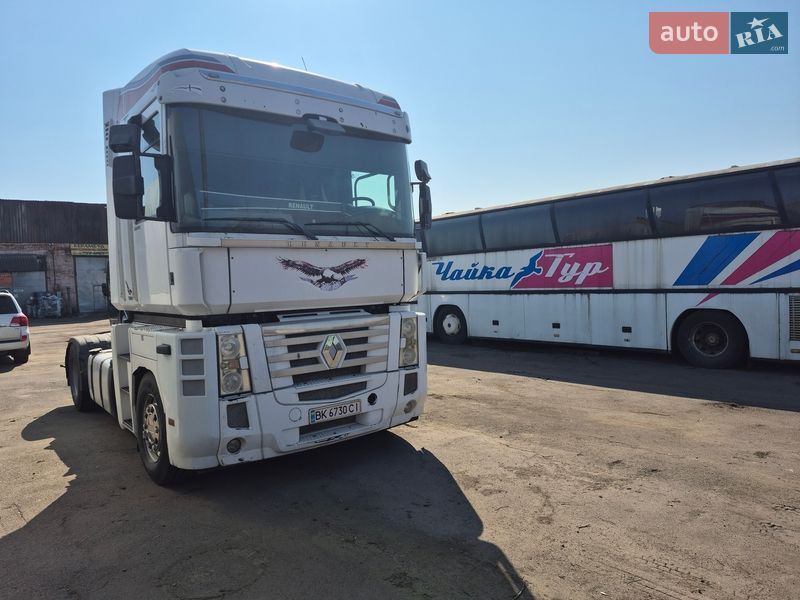 Тягач Renault Magnum 2012 в Ровно