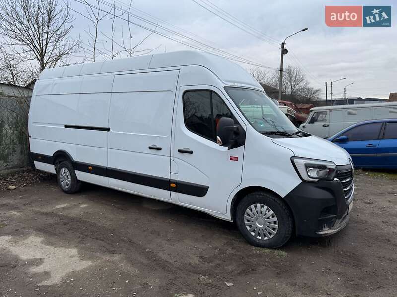 Вантажний фургон Renault Master 2022 в Івано-Франківську