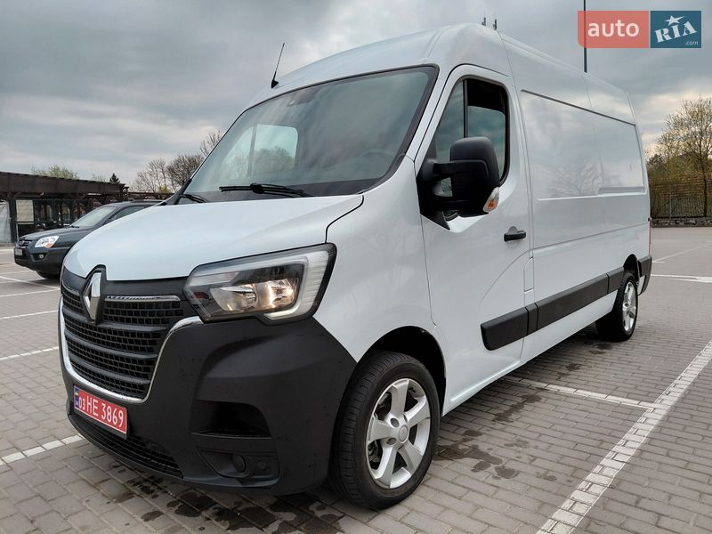 Грузовой фургон Renault Master 2022 в Ивано-Франковске