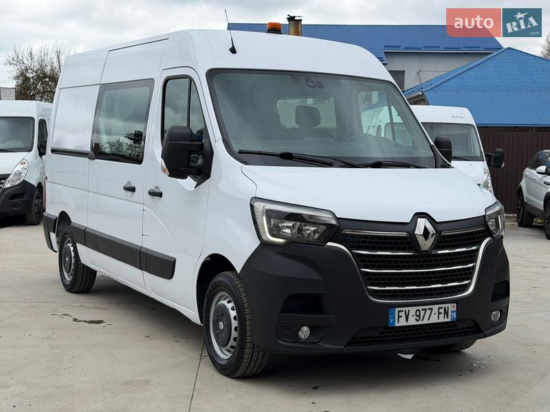 Вантажопасажирський фургон Renault Master 2021 в Дубні