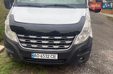 Вантажний фургон Renault Master 2012 в Мукачевому