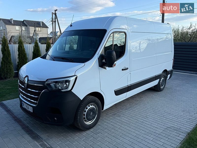 Вантажний фургон Renault Master 2022 в Бару