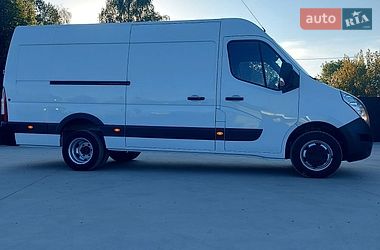 Вантажний фургон Renault Master 2016 в Млиніві