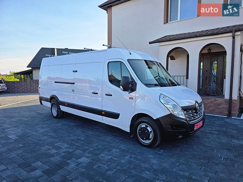 Грузовой фургон Renault Master 2018 в Дубно