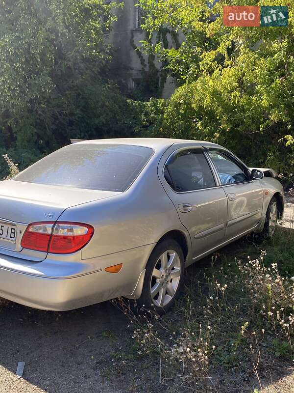 Седан Nissan Maxima 2003 в Могилів-Подільському