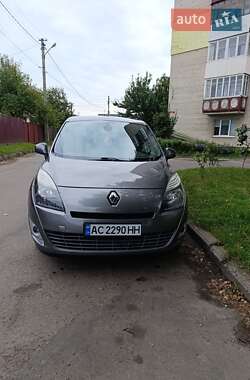 Минивэн Renault Megane Scenic 2009 в Владимире