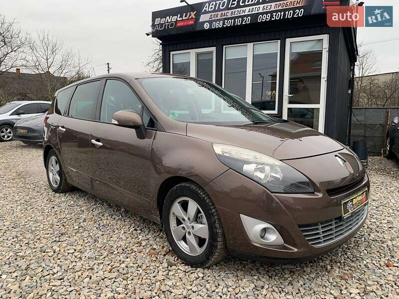 Минивэн Renault Megane Scenic 2010 в Коломые Минивэн Renault Megane Scenic 2010 в Коломые