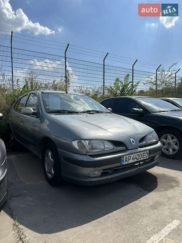 Хэтчбек Renault Megane 1998 в Запорожье