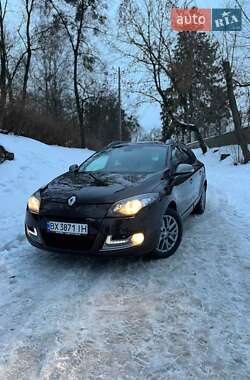 Универсал Renault Megane 2013 в Остроге