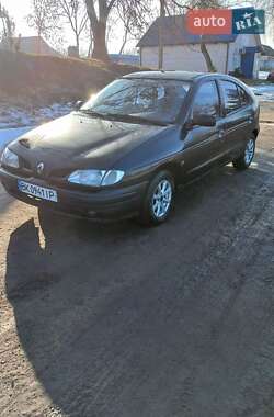 Хэтчбек Renault Megane 1996 в Остроге