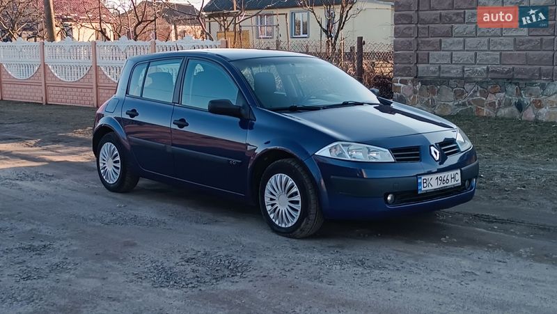 Хэтчбек Renault Megane 2007 в Сарнах