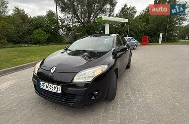 Хетчбек Renault Megane 2011 в Дніпрі Хетчбек Renault Megane 2011 в Дніпрі
