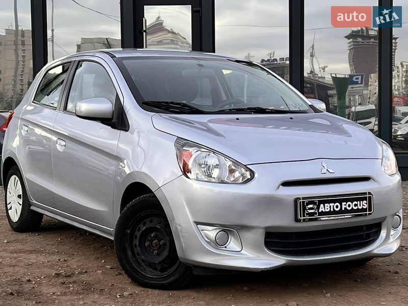 Хэтчбек Mitsubishi Mirage 2014 в Киеве