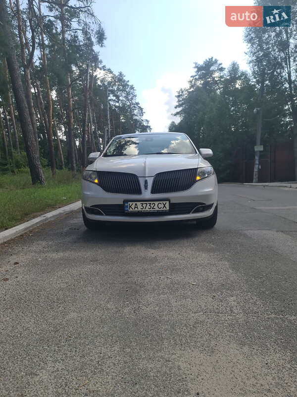 Позашляховик / Кросовер Lincoln MKT 2012 в Києві